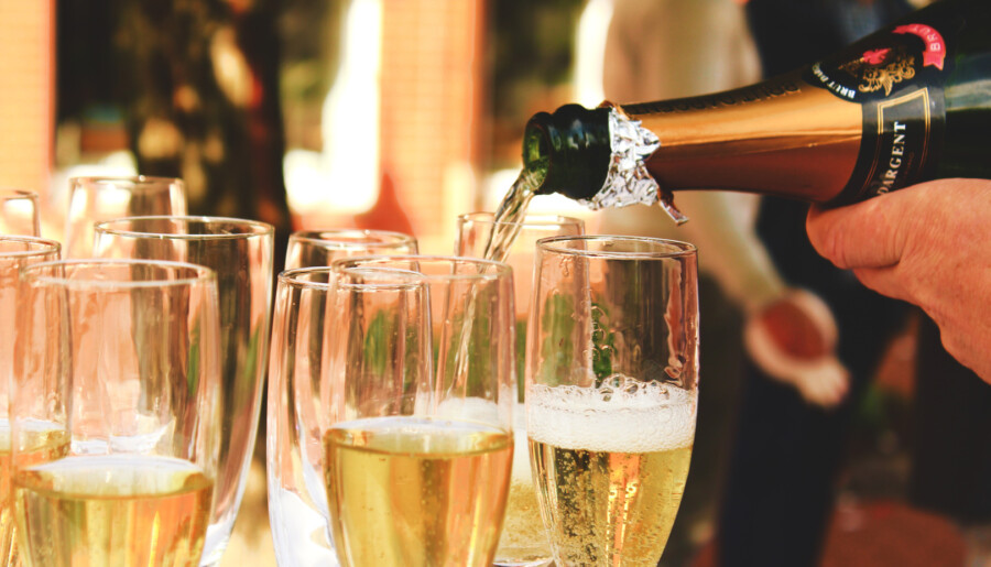 Chorale Basket : 50 000€ PAR AN POUR DES PETITS FOURS ET DU CHAMPAGNE]